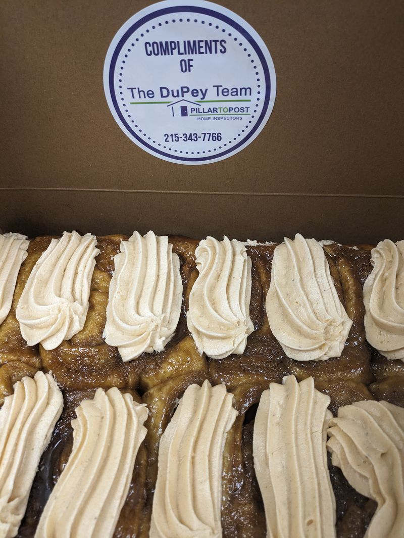 Cinnamon Rolls With Cream Cheese Frosting