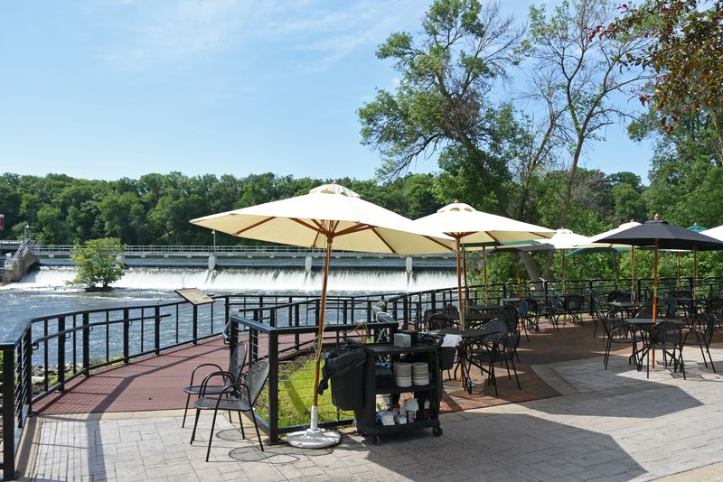 Seasonal Outdoor Patio & Views