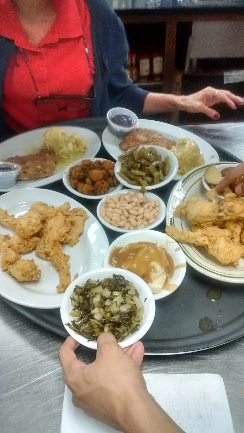 First-Timer&rsquo;s Game Plan: From Door To Dessert