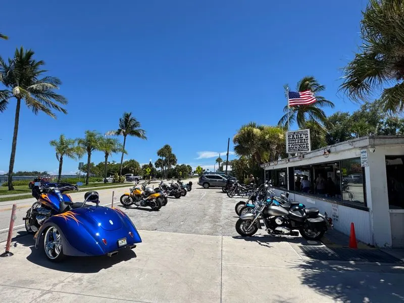 Biker Bar Roots, Welcoming Energy