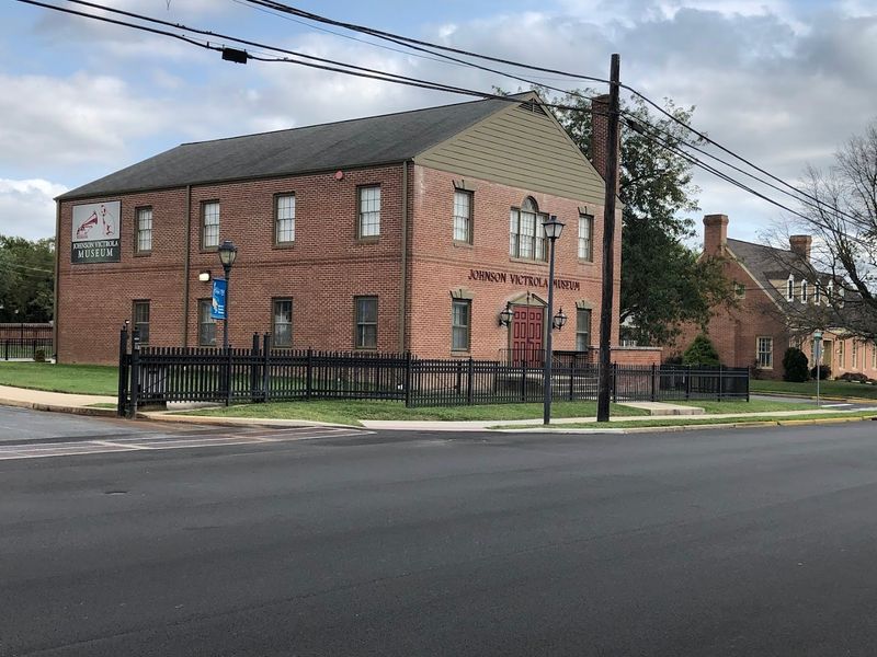 Dover — Johnson Victrola Museum