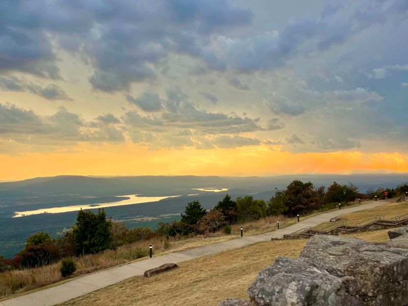 Mount Magazine State Park Campground — Paris, AR