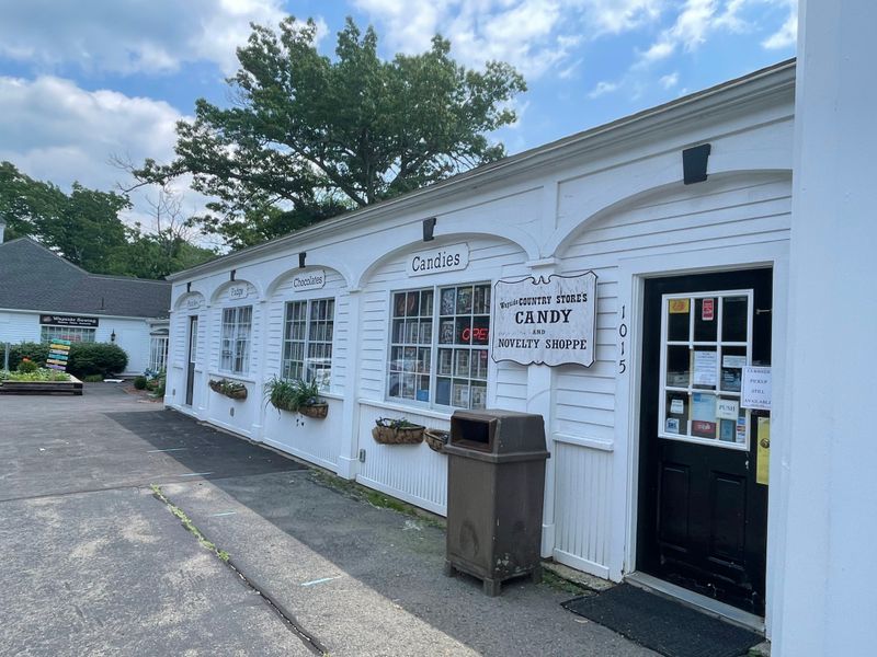 Wayside Country Store &mdash; Marlborough