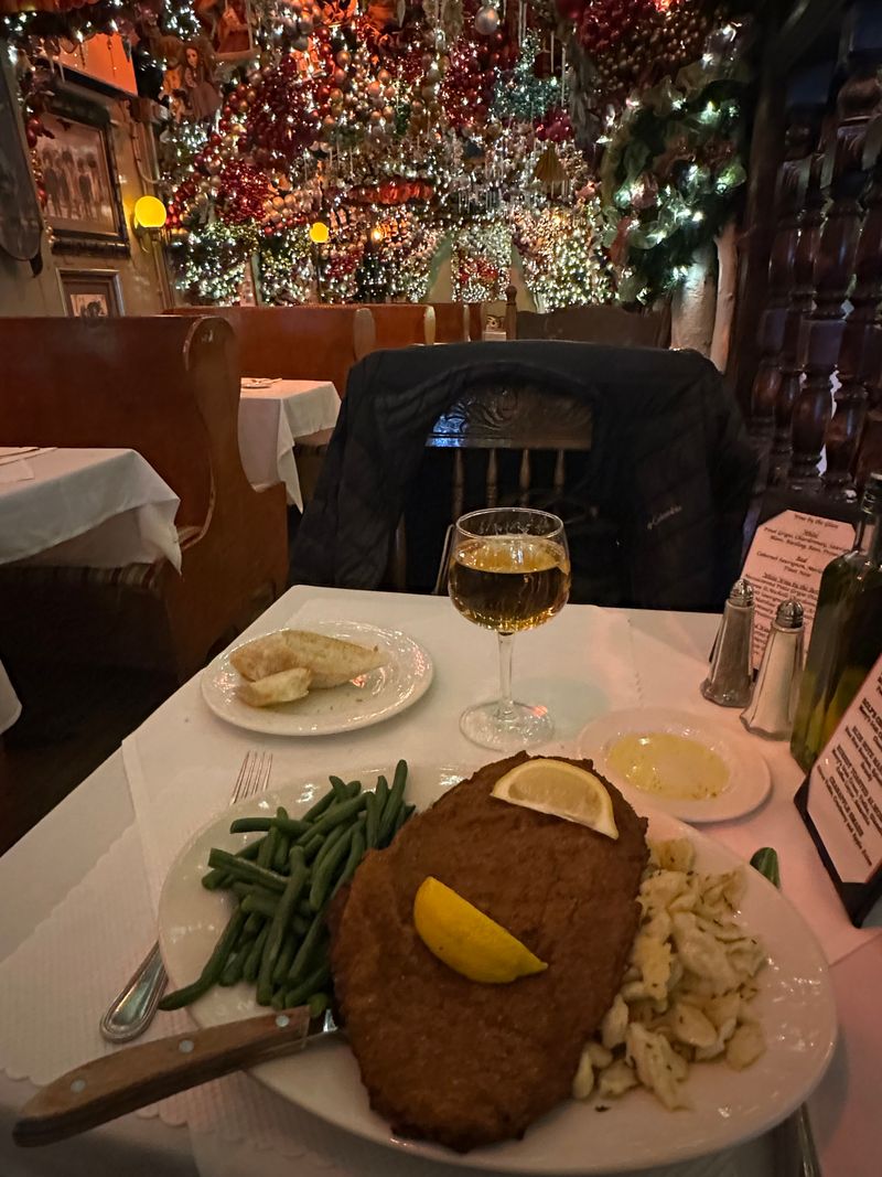 Rolf&rsquo;s German Restaurant &mdash; New York City