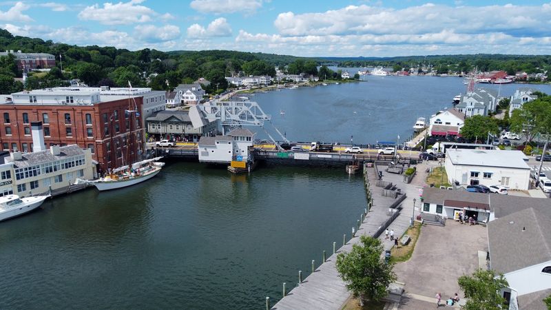 Mystic Seaport & Coastal Walks (Mystic)