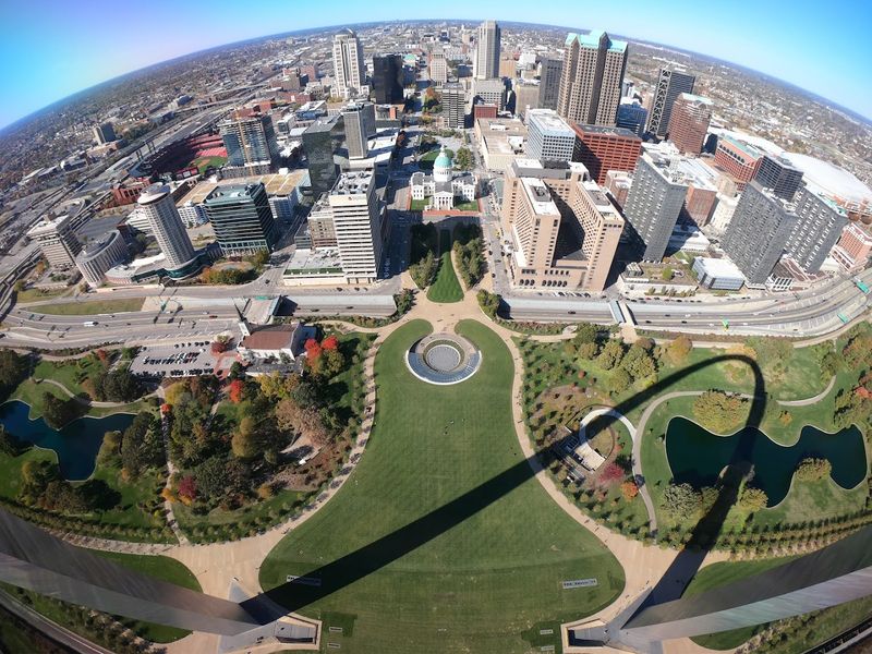 Gateway Arch National Park Overlook Pull-Offs (St. Louis)