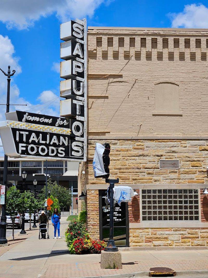 Saputo's (Springfield, IL)
