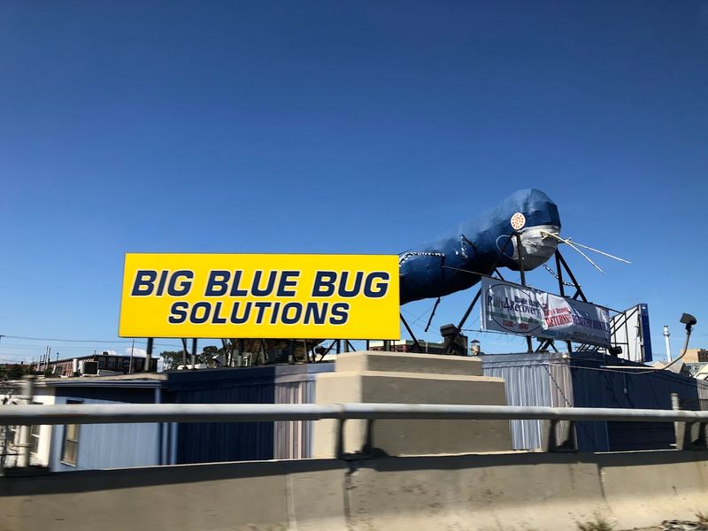 Nibbles Woodaway (The Big Blue Bug)