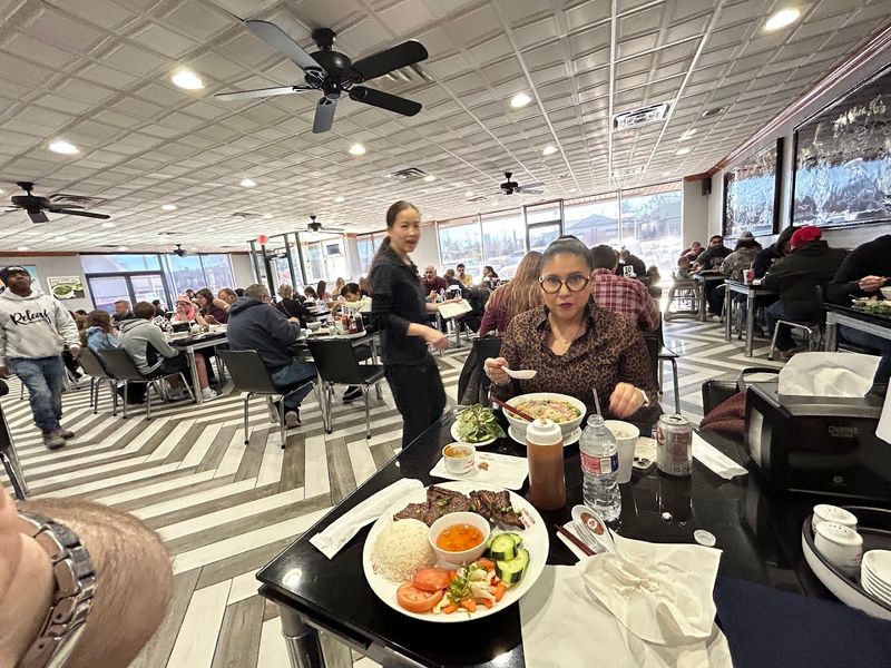 Lightning-Fast Service That Gets Food to Your Table Quickly