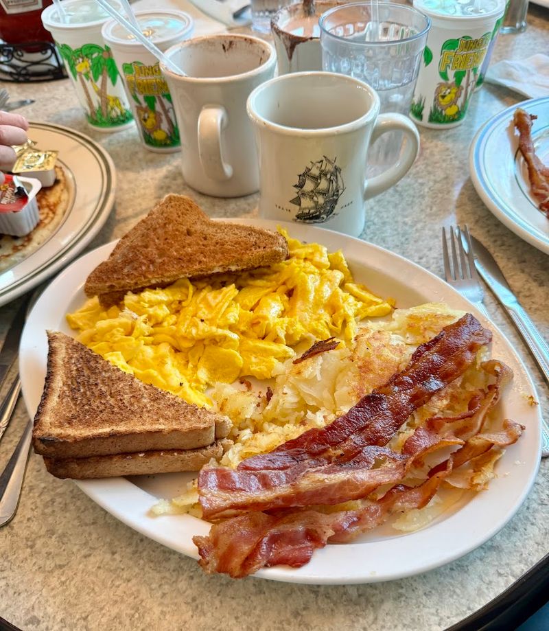 A Menu That Covers Breakfast Through Dinner