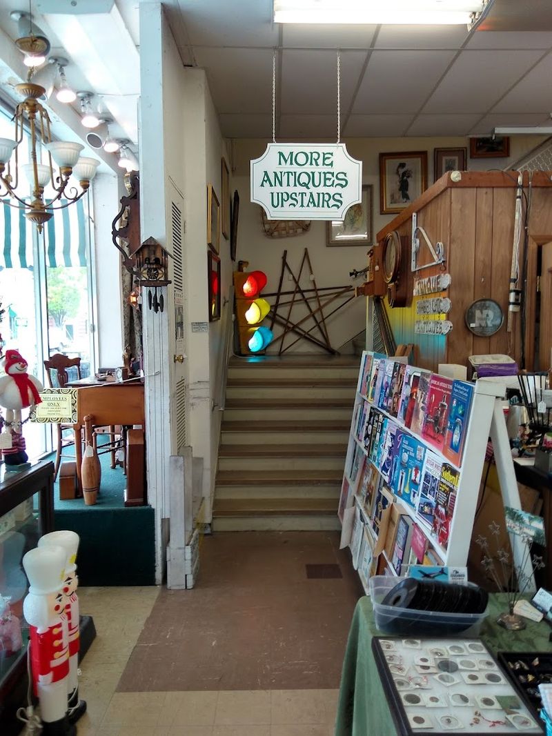 The Nostalgic Atmosphere That Keeps People Coming Back