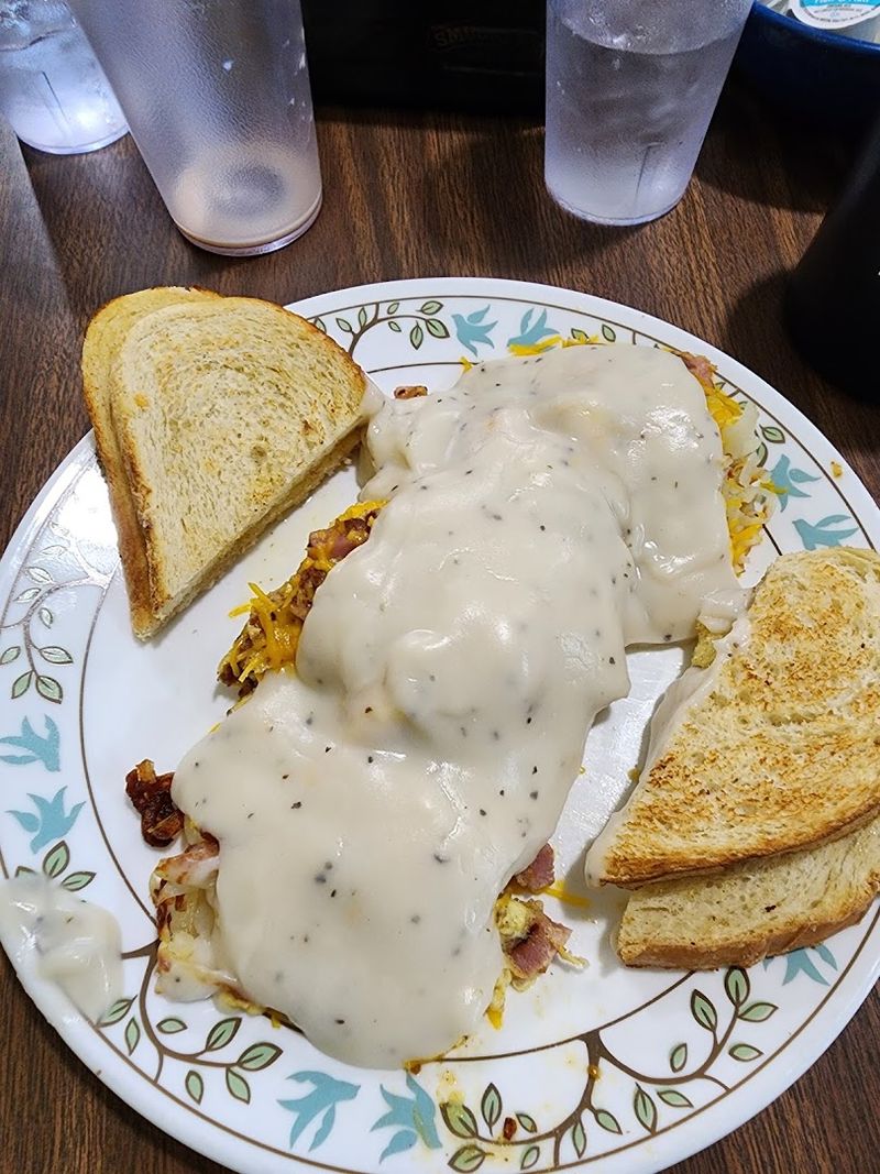 The Perfect Stop Before Exploring Pikes Peak