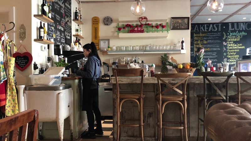 The Story Behind Nectar Caf&eacute;