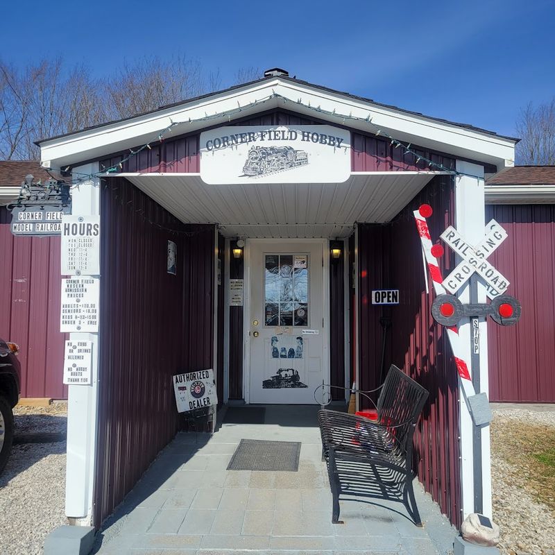 The Largest Family-Owned 3-Rail Layout in America