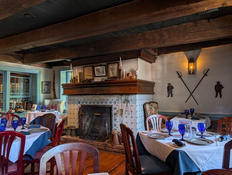 Rooms With Stories: Architecture and Artifacts