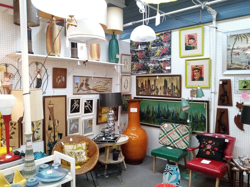 Friendly, Laid-Back Atmosphere for All Shoppers