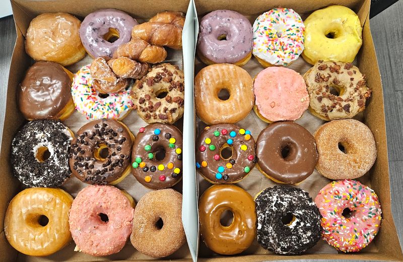 A Case Where No Two Donuts Look the Same