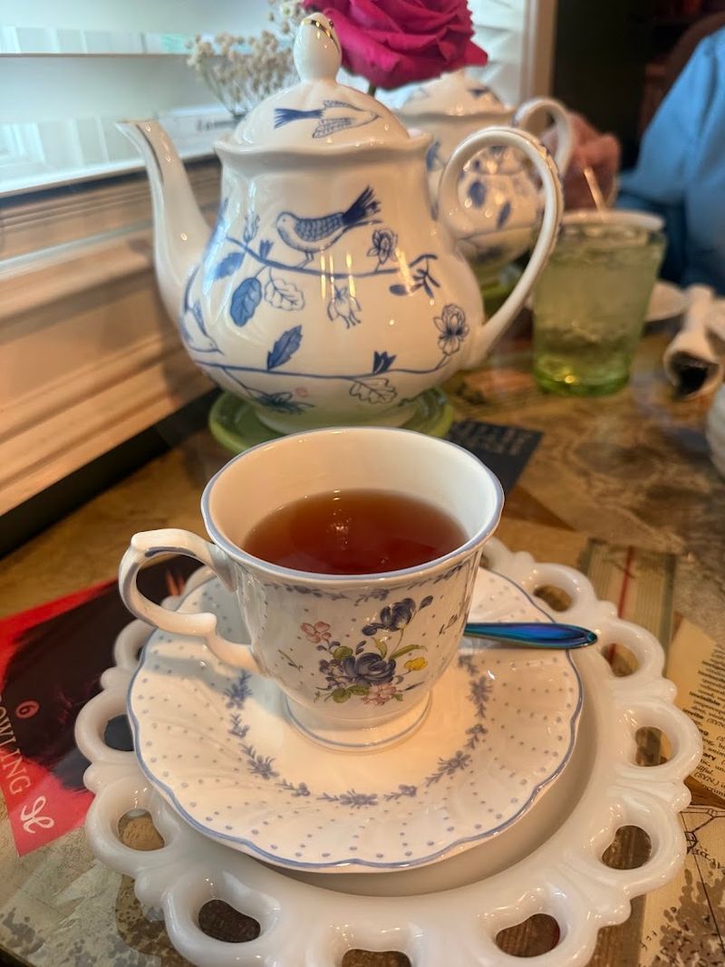 A Creative Tea Menu Inspired by Classic Books