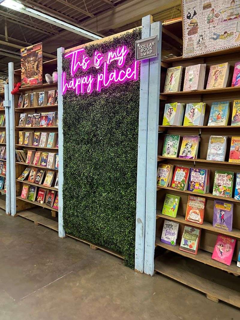 Fun Extras: Selfie Wall, Photo Ops, and Community Vibes