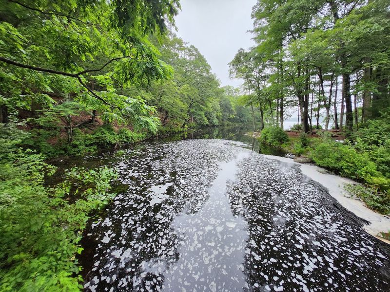 Fishing The Points and Drop-offs