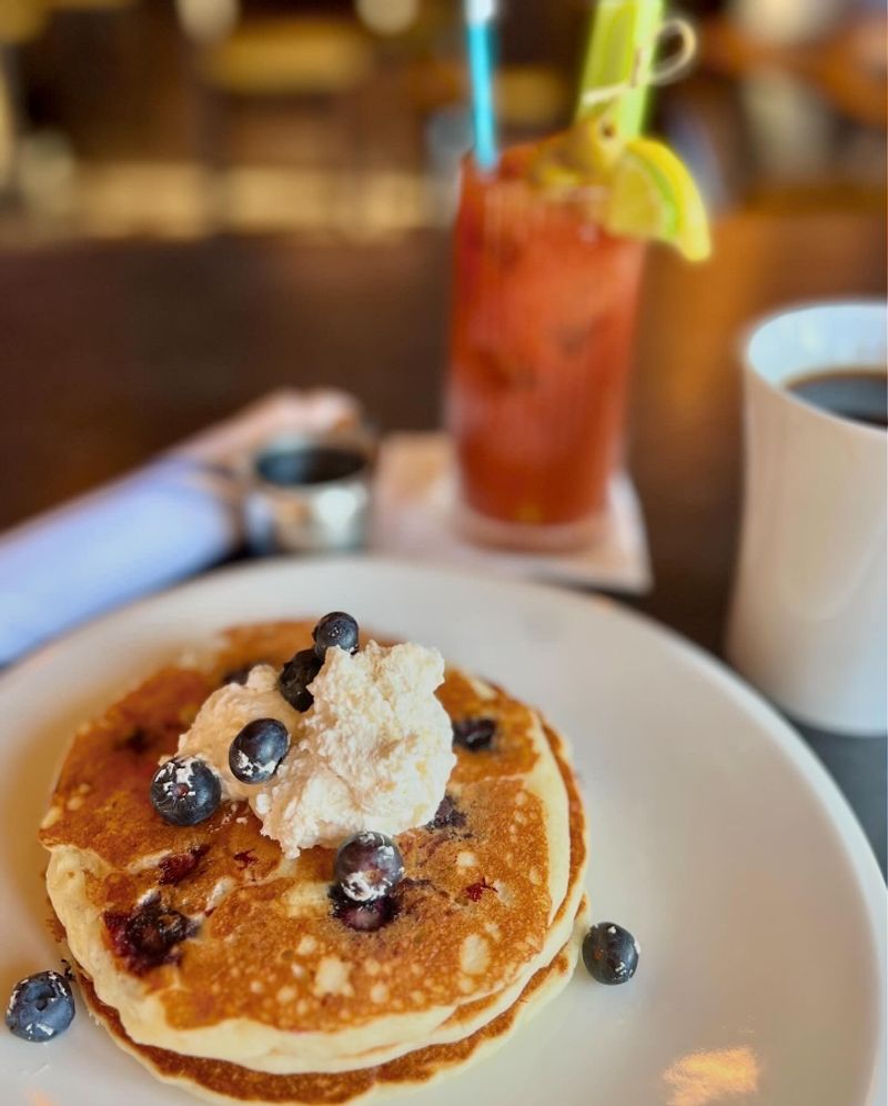 Skylark Diner, Edison