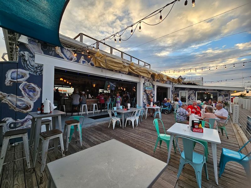 Fresh-From-the-Bay Seafood Scene