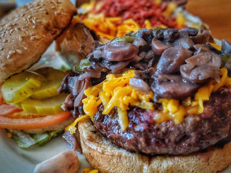 The Oversized Cheeseburger