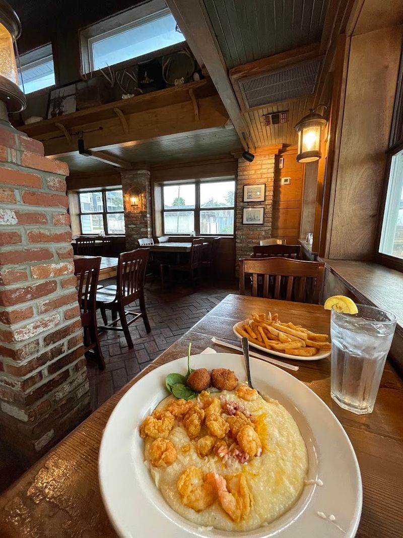 Sweet Finishes and Post Meal Strolls