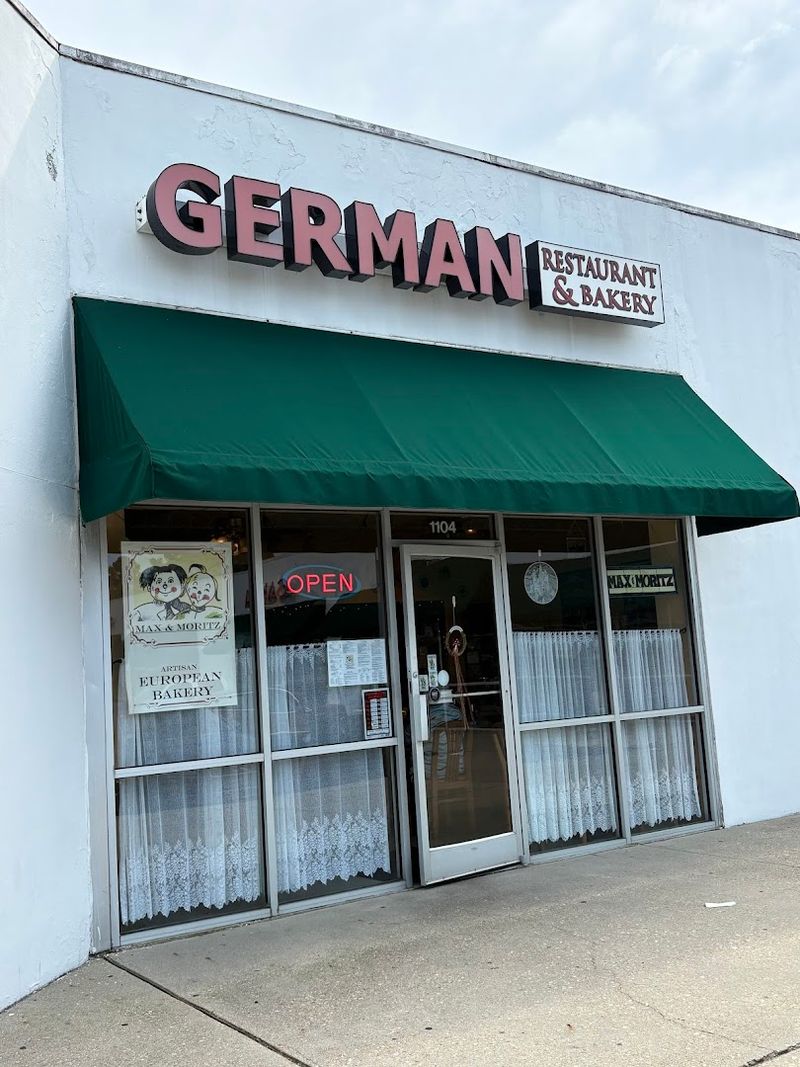 Max & Moritz Bakery & Restaurant (Fayetteville)