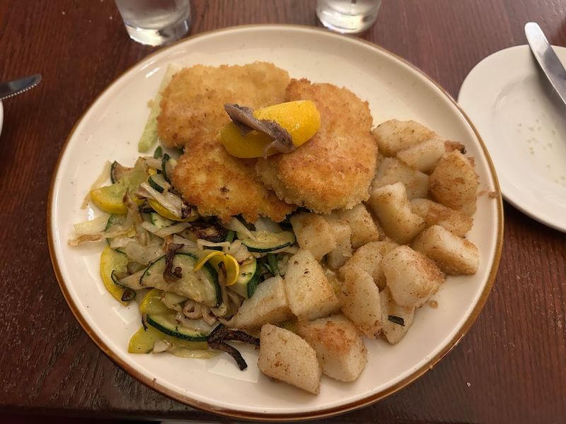 Lunch specials and timing tips