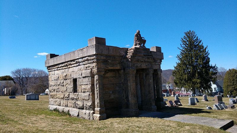 Union Cemetery on Howard Street