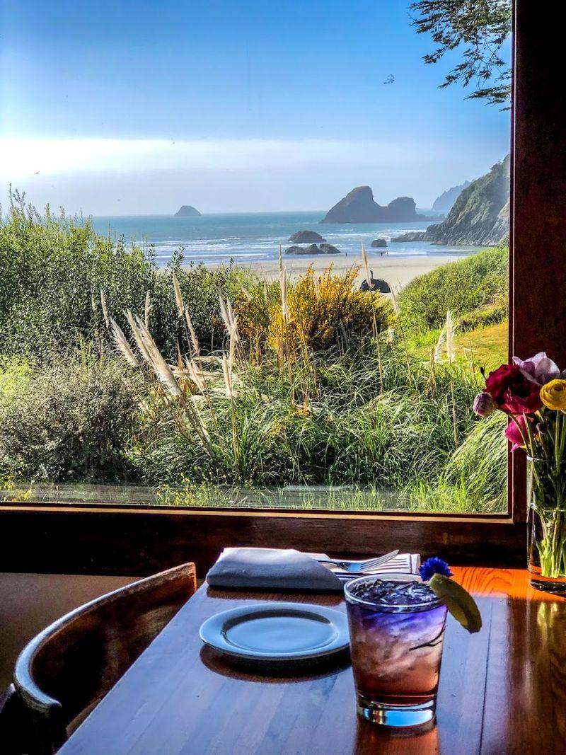 Moonstone Grill, Trinidad