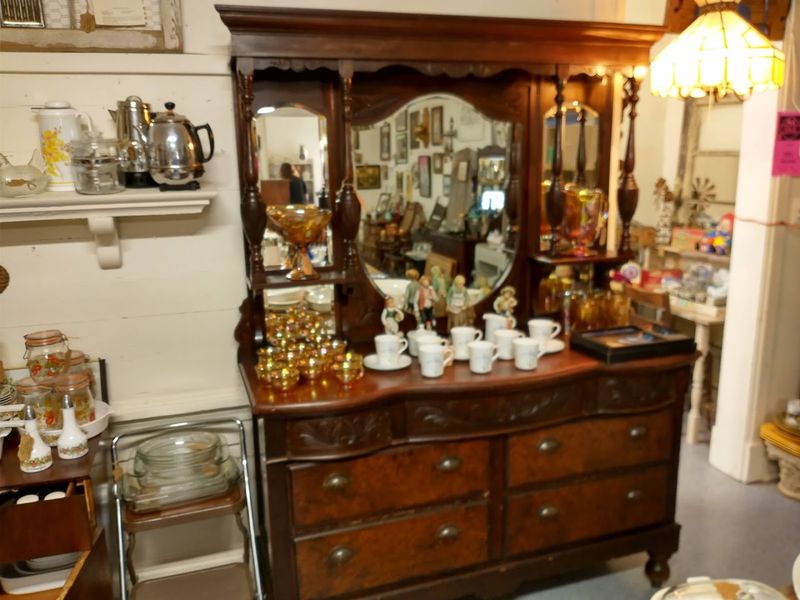 Finding Furniture vs Smalls