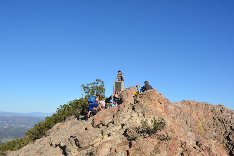 Santa Monica Mountains: Sandstone Peak via Mishe Mokwa