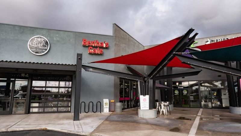 Bertha's Cafe, Phoenix