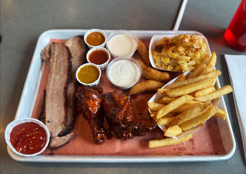 The Build-Your-Own Plate Option: Customize Your Wing Experience