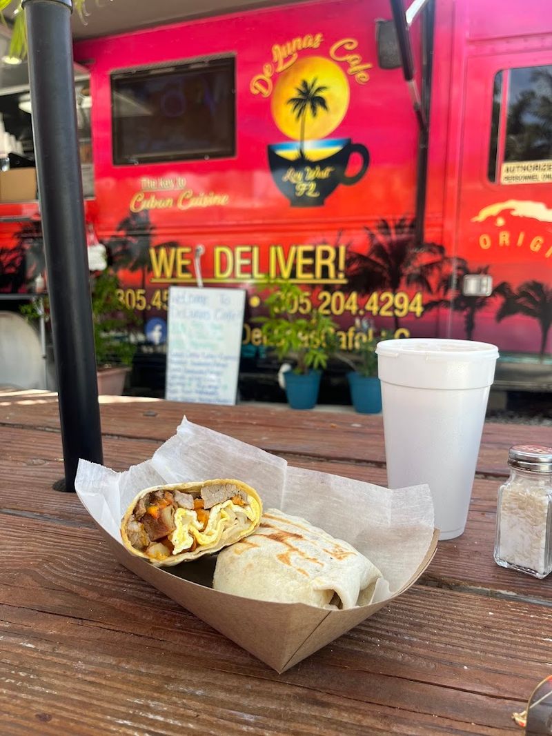 Deluna’s Cafe and Camp Store