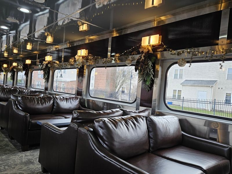 Onboard Comfort: Seats, Windows, And Ride Quality