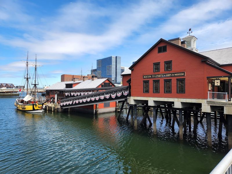 Boston Tea Party Ships & Museum