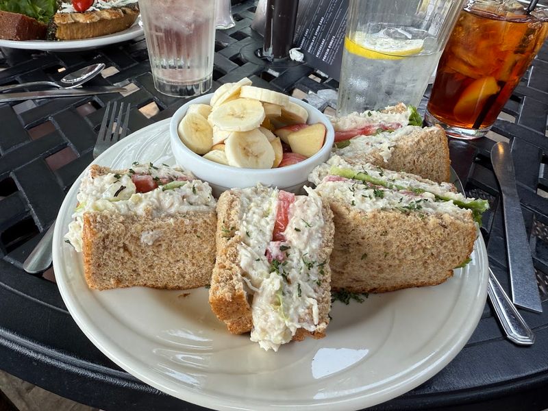 Rebecca's Bistro - Walnut Creek, OH