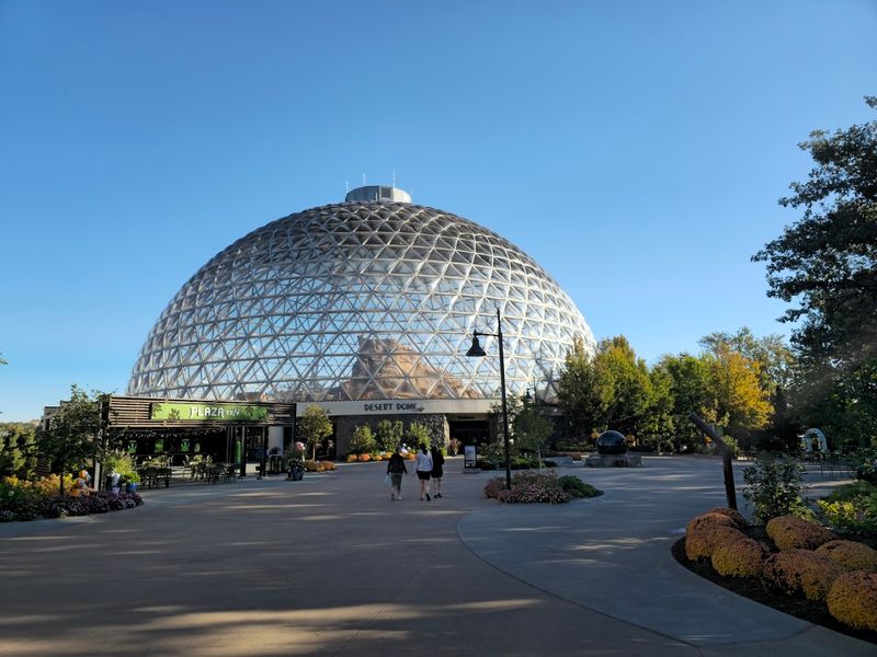 Henry Doorly Zoo & Aquarium - Omaha, NE