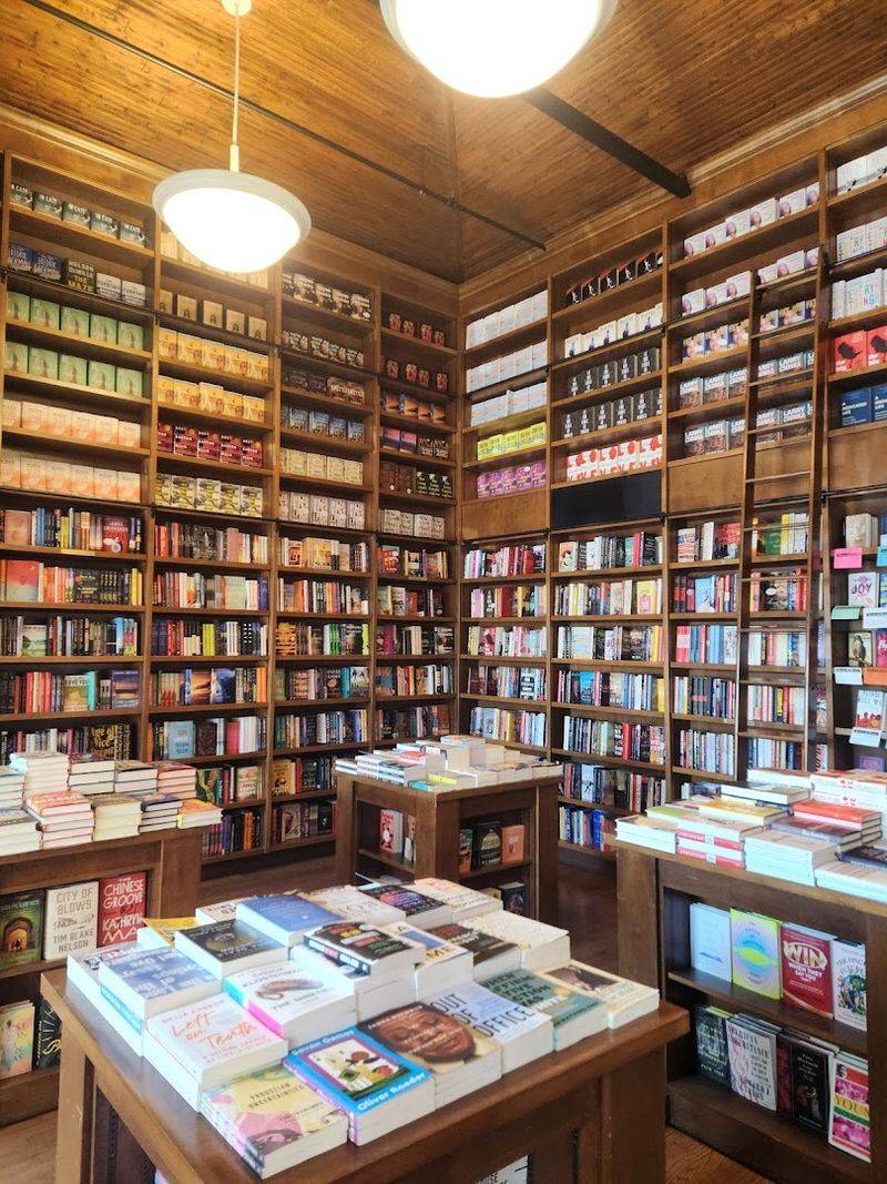 Gifty Finds With Provenance