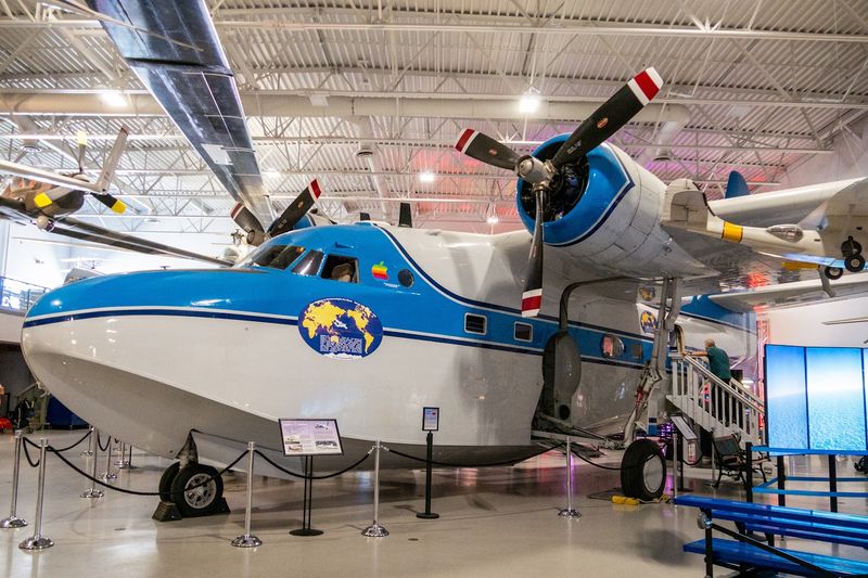 Hiller Aviation Museum