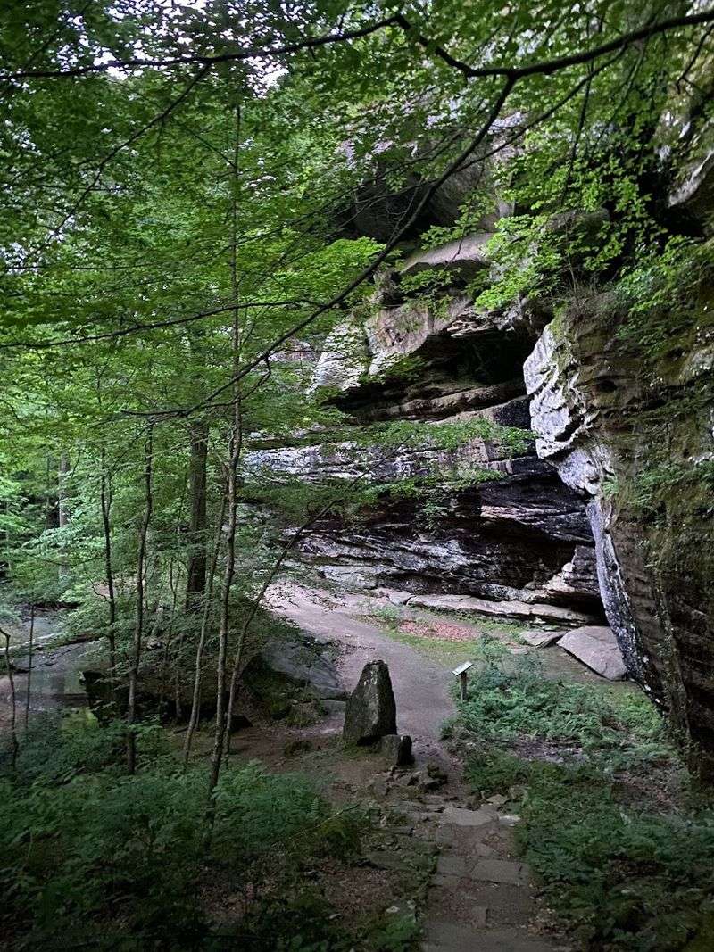 Rim Rock National Recreation Trail - Ox-Lot Cave