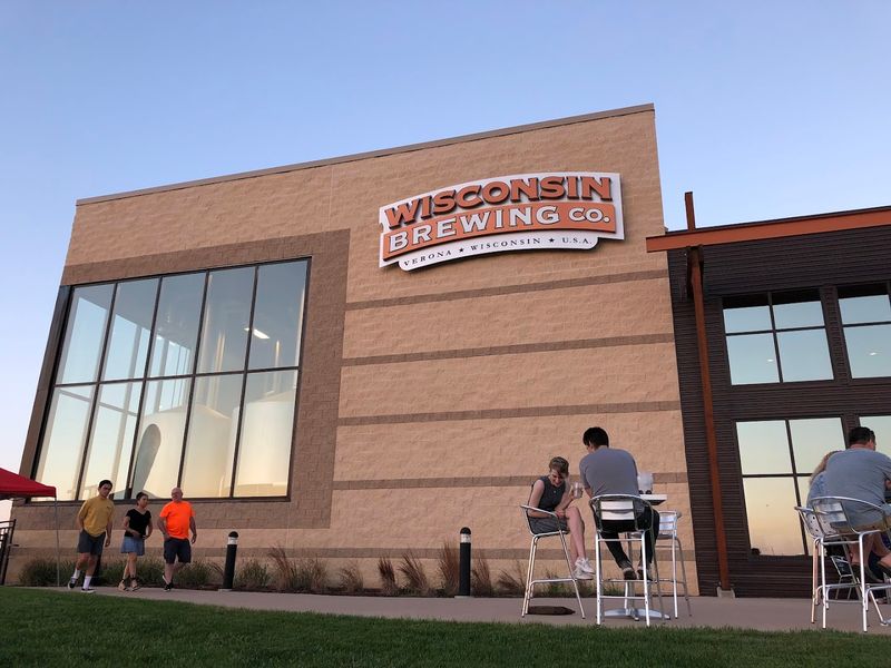 Lake Louie Brewing and Wisconsin Brewing Company, Verona