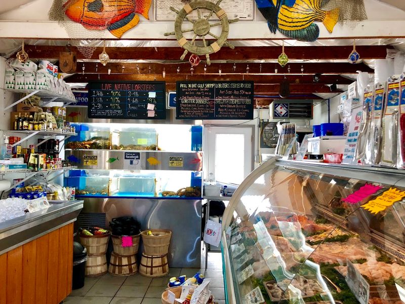 Fresh Seafood on the Waterfront