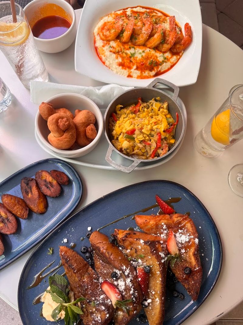 Dukunoo Jamaican Kitchen