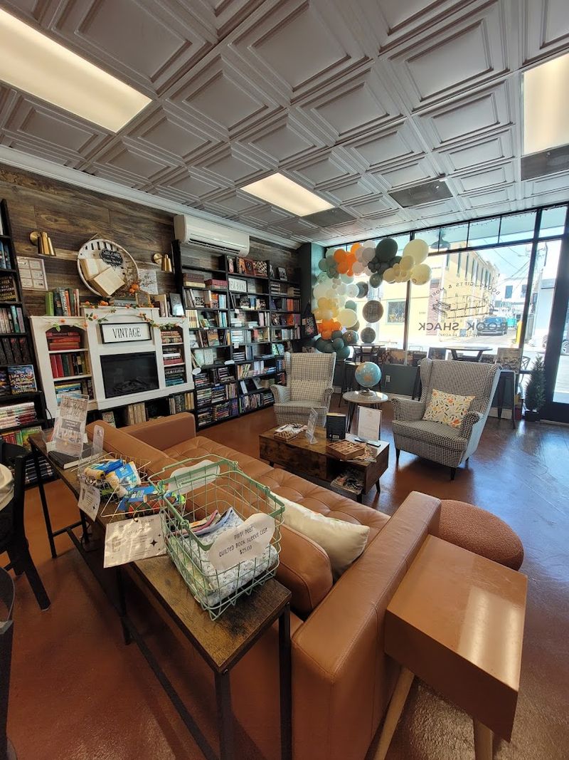 Cozy Atmosphere and In-Store Experience