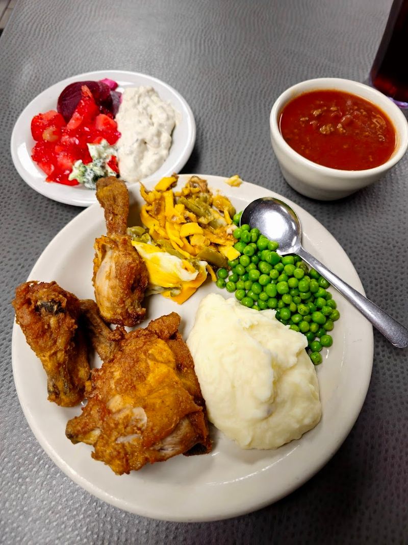 Tiffany's Restaurant (Topeka)