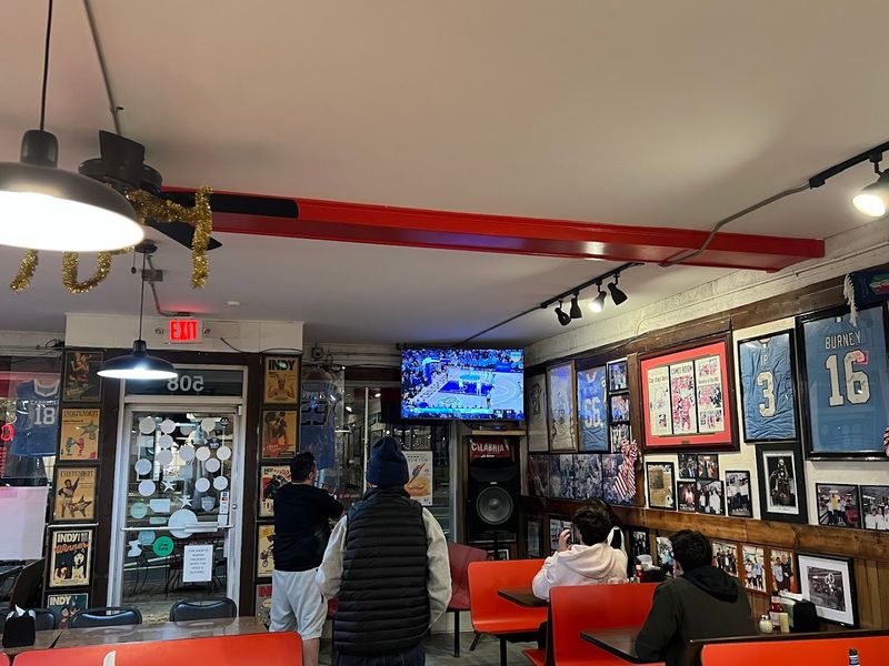 Italian Pizzeria III (Chapel Hill)